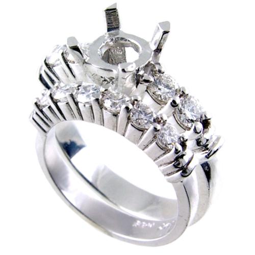 Prong Set Round Diamond Bridal Set (Semi Mount)