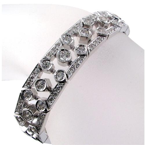 Bezel Set, Pave Set Round Diamond Bracelet