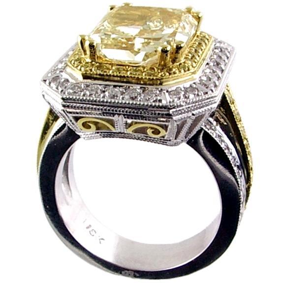 White and Natural Fancy Yellow Round Diamond Pave Set Engagement