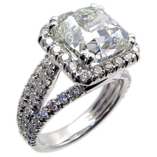 Split Shank-U Pave Set Diamond Engagement Ring for Cushion Cente