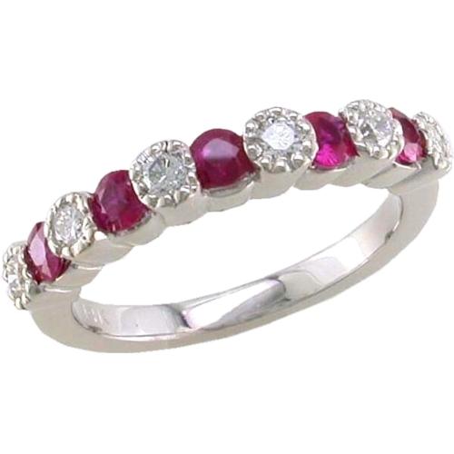 Bezel Sert Diamond, Channel Set Runies Ring